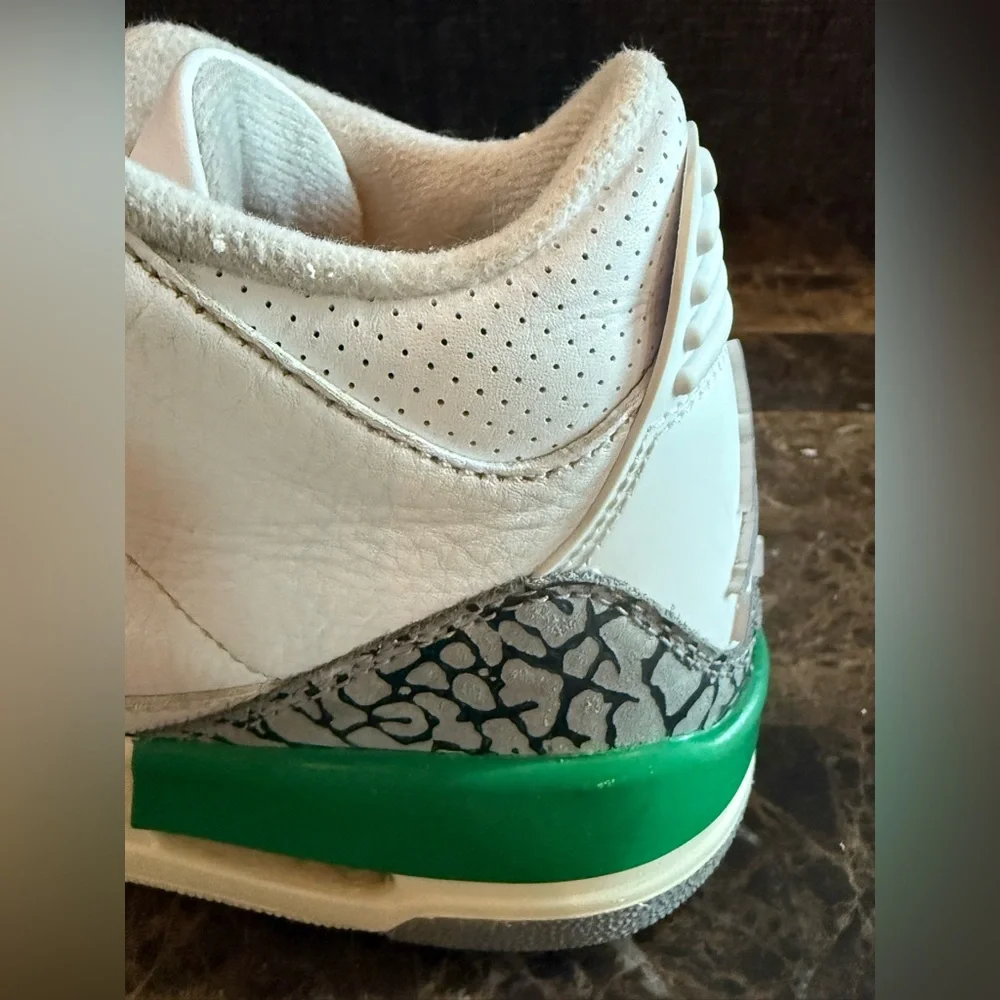 Nike. Wmns Air Jordan 3 Retro 'Lucky Green'. Size 7.